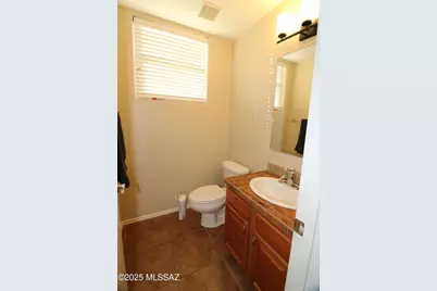 8222 N Sombrero Point Drive, Tucson, AZ 85743 - Photo 23