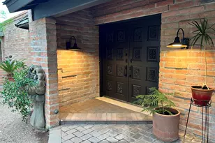 830 E Via Lucitas, Tucson, AZ 85718 - Photo 3