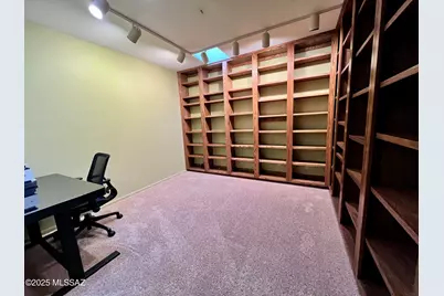 830 E Via Lucitas, Tucson, AZ 85718 - Photo 13