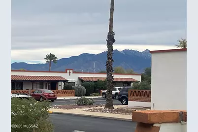 136 W Camino Alameda #B, Green Valley, AZ 85614 - Photo 5