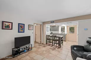 136 W Camino Alameda, Green Valley, AZ 85614 - Photo 7