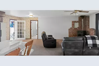 13168 S Hawk Lane, Pearce, AZ 85625 - Photo 9