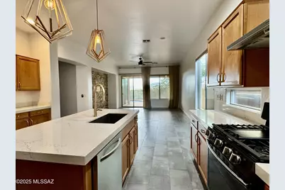 13743 N High Mountain View Place, Tucson, AZ 85739 - Photo 9