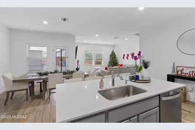 12745 E Russo Drive, Vail, AZ 85641 - Photo 11