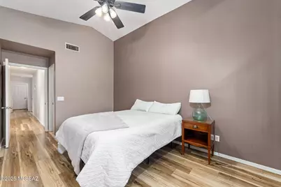 13406 N Vistoso Bluff Place, Oro Valley, AZ 85755 - Photo 17