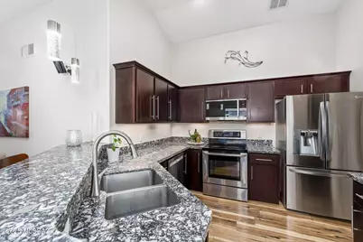 13406 N Vistoso Bluff Place, Oro Valley, AZ 85755 - Photo 5