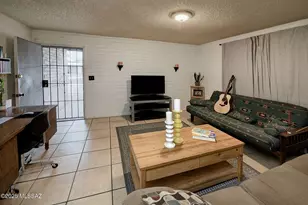 1661&amp 1663 N Catalina Ave, Tucson, AZ 85712 - Photo 7