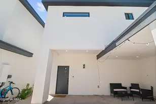 1811 E 10th St, Tucson, AZ 85719 - Photo 3