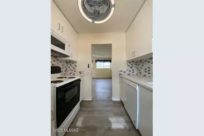 1755 S Jones Boulevard #R210, Tucson, AZ 85713 - Photo 5