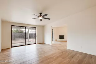 9054 E 25th St, Tucson, AZ 85710 - Photo 9