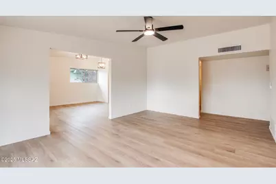 9054 E 25th Street, Tucson, AZ 85710 - Photo 11