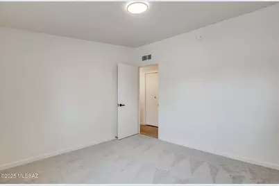 9054 E 25th Street, Tucson, AZ 85710 - Photo 27