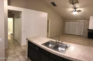 8663 N Lyra Ln, Tucson, AZ 85742 - Photo 7