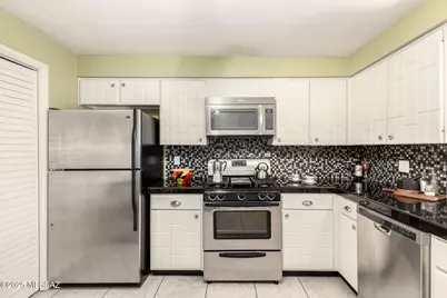 4386 E Fort Lowell Road, Tucson, AZ 85712 - Photo 9