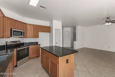 9144 S Whispering Pine Drive, Tucson, AZ 85756 - Photo 13