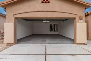 9144 S Whispering Pine Dr, Tucson, AZ 85756 - Photo 7