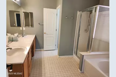7775 E Castle Valley Way, Tucson, AZ 85750 - Photo 9