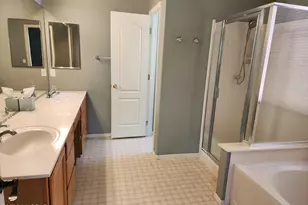 7775 E Castle Valley Way, Tucson, AZ 85750 - Photo 9