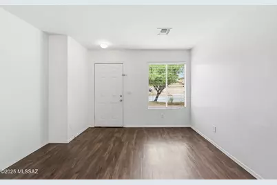 6939 S Creek Run Avenue, Tucson, AZ 85756 - Photo 3