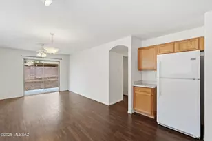 6939 S Creek Run Ave, Tucson, AZ 85756 - Photo 11