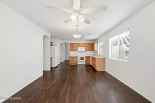 6939 S Creek Run Ave, Tucson, AZ 85756 - Photo 13