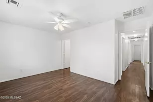 6939 S Creek Run Ave, Tucson, AZ 85756 - Photo 17