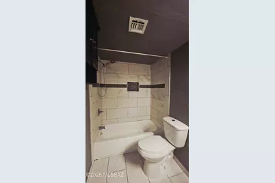 1620 N Wilmot Road #UNIT F231, Tucson, AZ 85712 - Photo 9