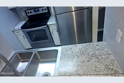 1620 N Wilmot Road #UNIT F231, Tucson, AZ 85712 - Photo 5