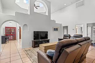 10301 N Thornydale Rd, Tucson, AZ 85742 - Photo 11