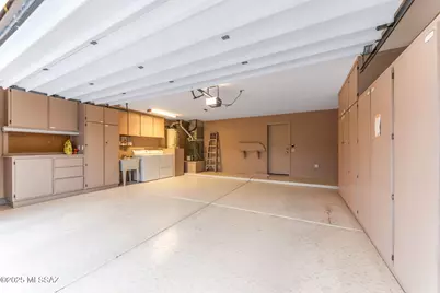 14451 N Rock Springs Lane, Oro Valley, AZ 85755 - Photo 37