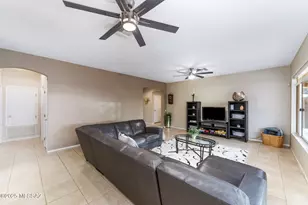 14451 N Rock Springs Ln, Oro Valley, AZ 85755 - Photo 19