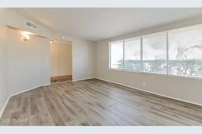 7126 E 34th Street, Tucson, AZ 85710 - Photo 3