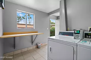 3033 E Blacklidge Dr, Tucson, AZ 85716 - Photo 9