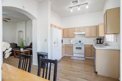 8845 E Apple Tree Drive, Tucson, AZ 85730 - Photo 9