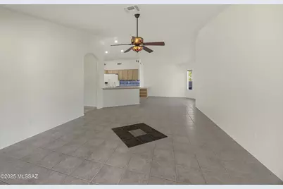 37543 S Mountain Sage Drive, Tucson, AZ 85739 - Photo 19