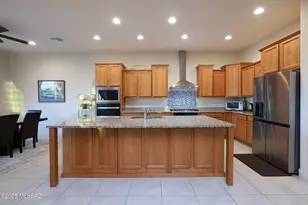 2567 W Plateau Rdg Dr, Oro Valley, AZ 85742 - Photo 23