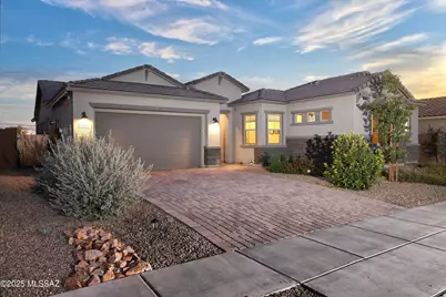 2567 W Plateau Ridge Drive, Oro Valley, AZ 85742 - Photo 5