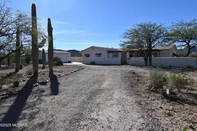 3705 W Ironwood Hills Drive, Tucson, AZ 85745 - Photo 3