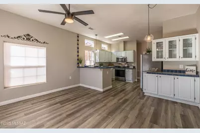 1230 W Calle De Sotelo, Sahuarita, AZ 85629 - Photo 7