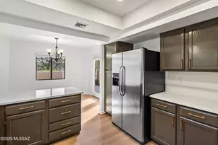 6137 N Black Bear Loop, Tucson, AZ 85750 - Photo 5