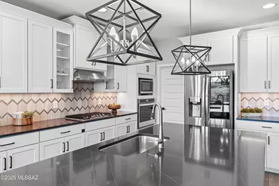 11162 S Golden Aspen Drive, Vail, AZ 85641 - Photo 5