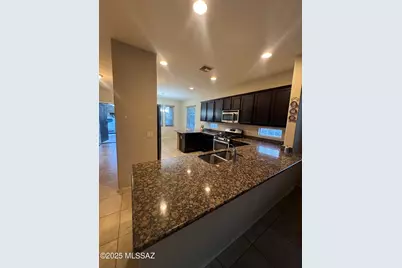 8697 W Denstone Road, Marana, AZ 85653 - Photo 5