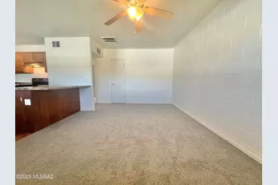 2821 N Columbus Boulevard #19, Tucson, AZ 85712 - Photo 11