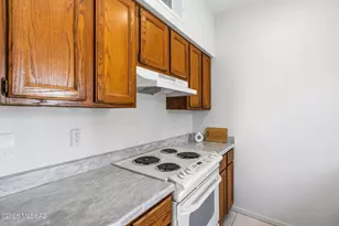 5500 N Valley View Rd, Tucson, AZ 85718 - Photo 17