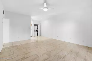 5500 N Valley View Rd, Tucson, AZ 85718 - Photo 9