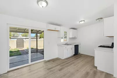932 W Weymouth Street, Tucson, AZ 85705 - Photo 5