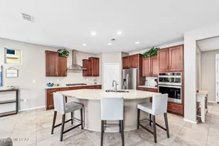 7084 W Cliff Spring Trail, Marana, AZ 85658 - Photo 11