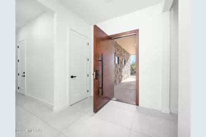 9445 E Sanctuary Place, Tucson, AZ 85749 - Photo 5