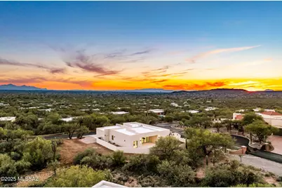 9445 E Sanctuary Place, Tucson, AZ 85749 - Photo 33