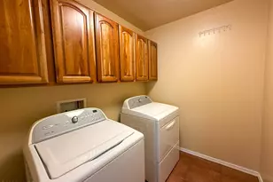 2771 N Saramano Ln, Tucson, AZ 85712 - Photo 19